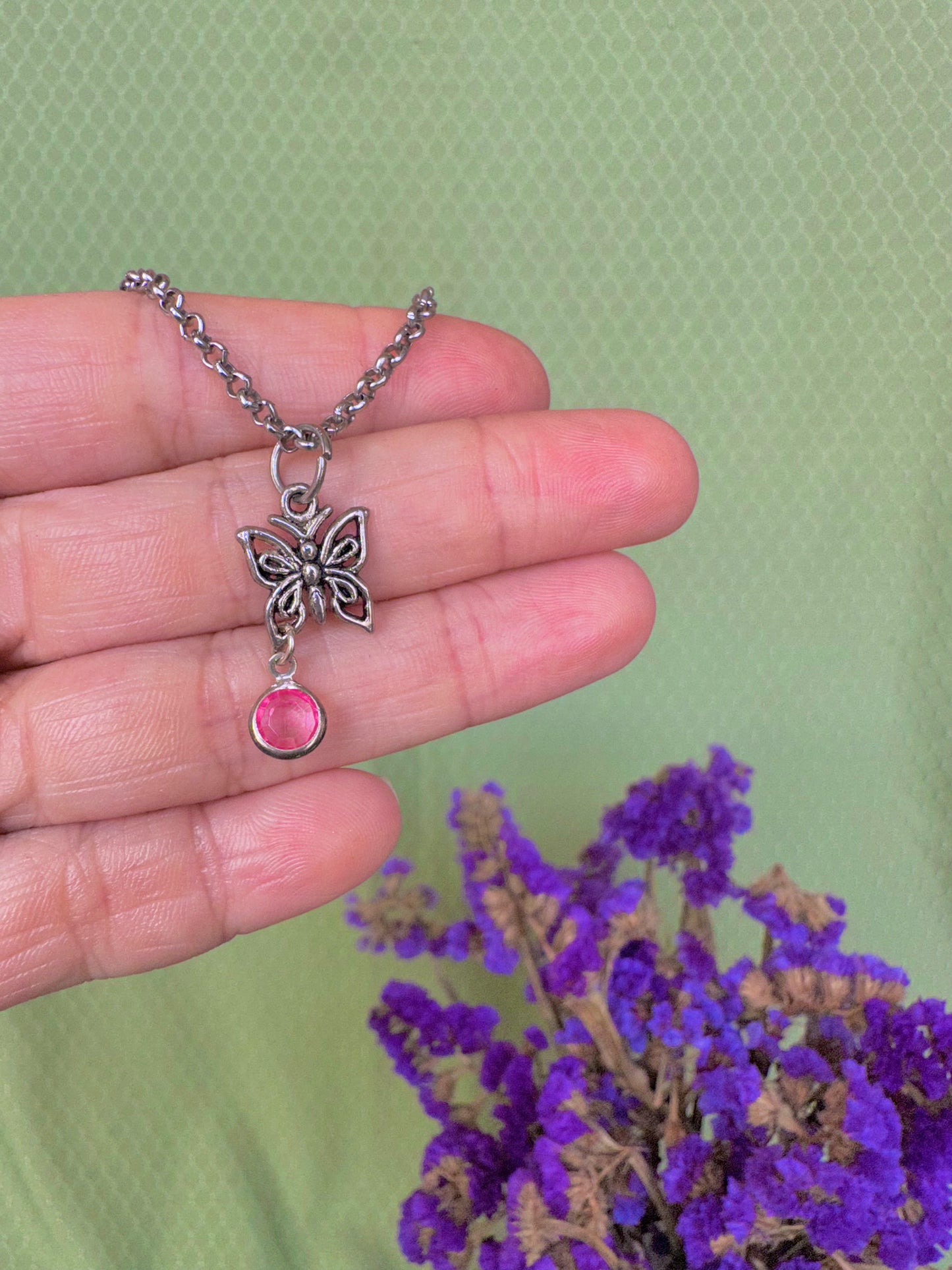 Summer Lover Necklace in Pink