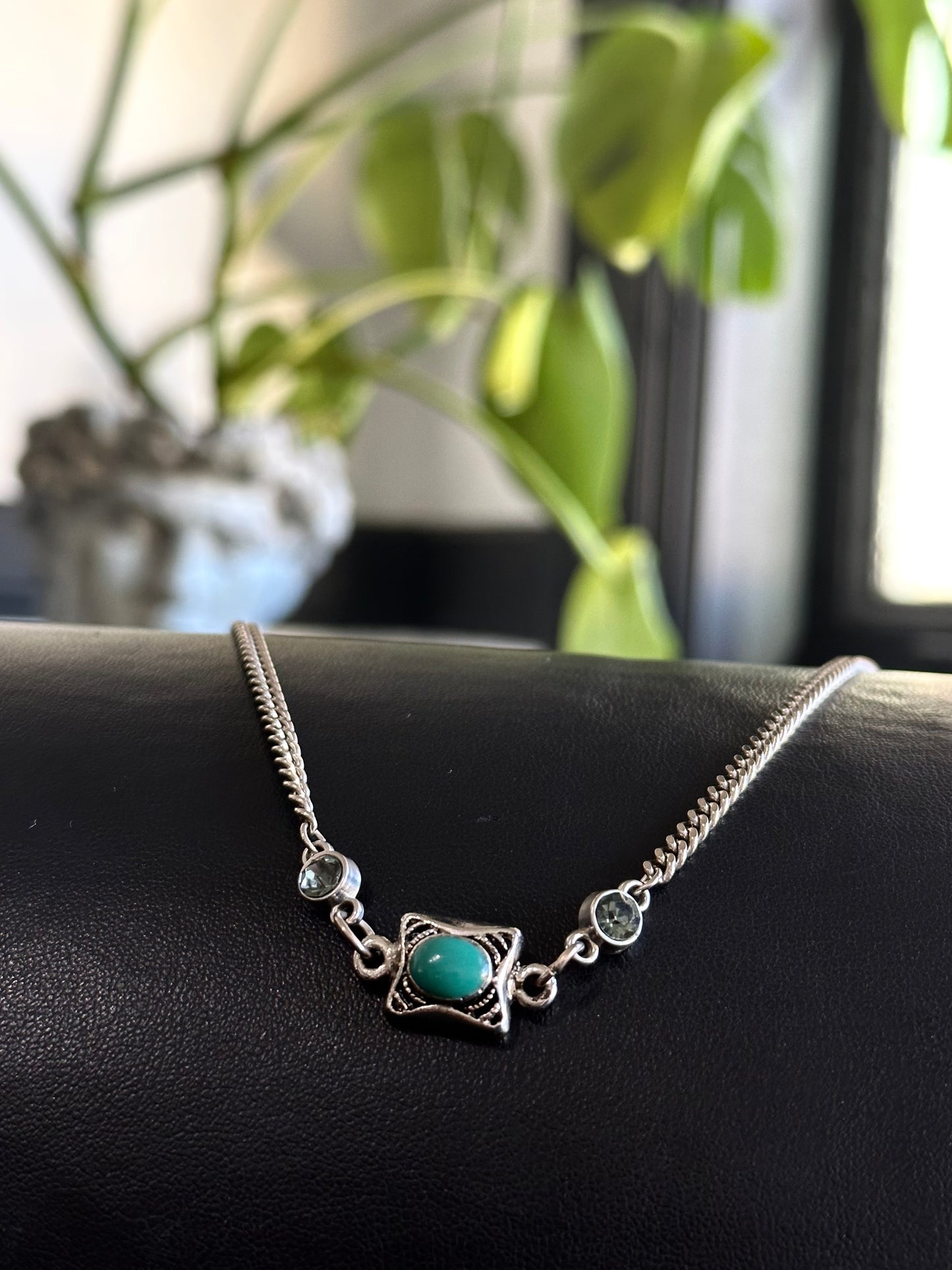 Diamond Wintergreen Choker