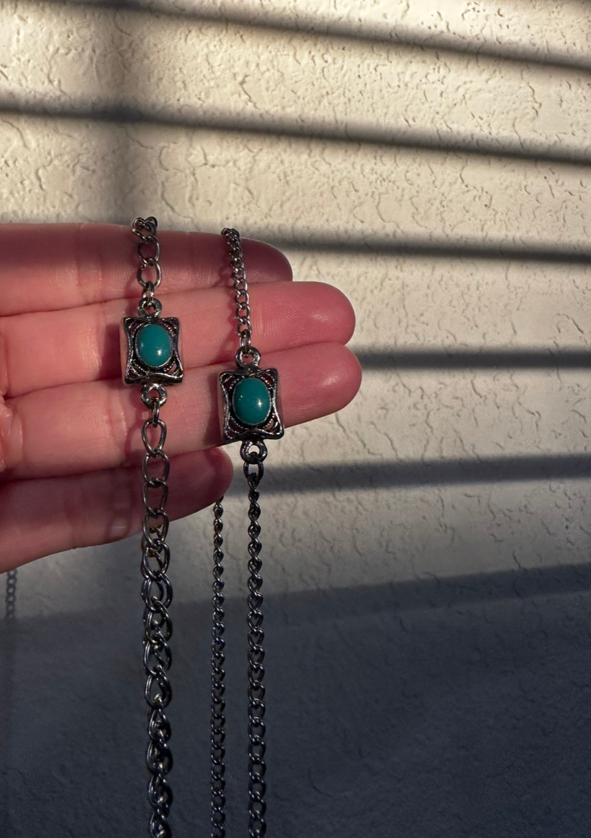 Simple Wintergreen Choker