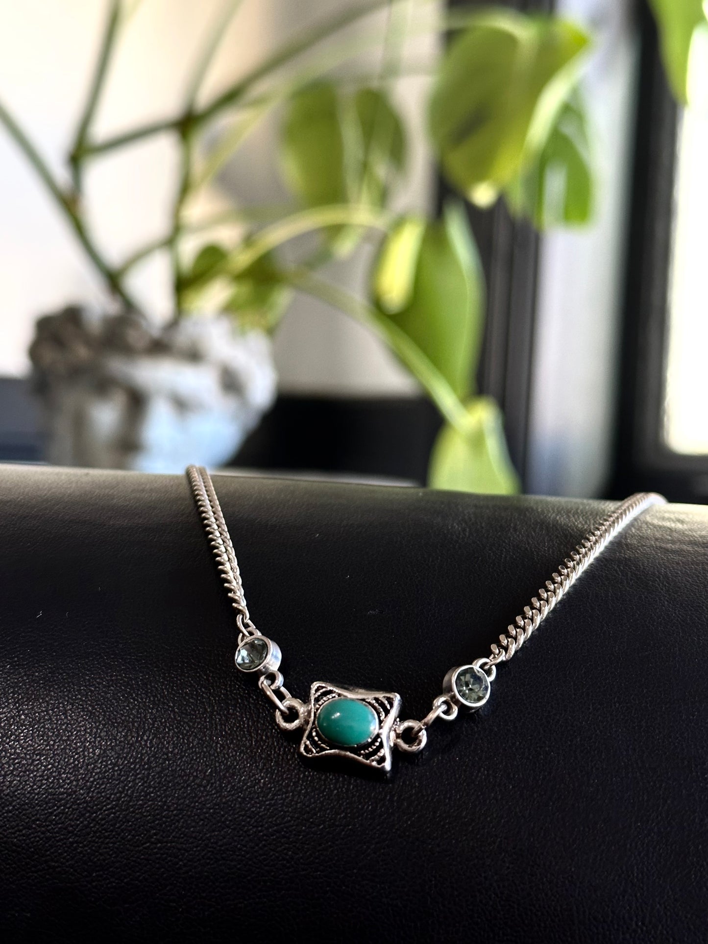 Diamond Wintergreen Choker