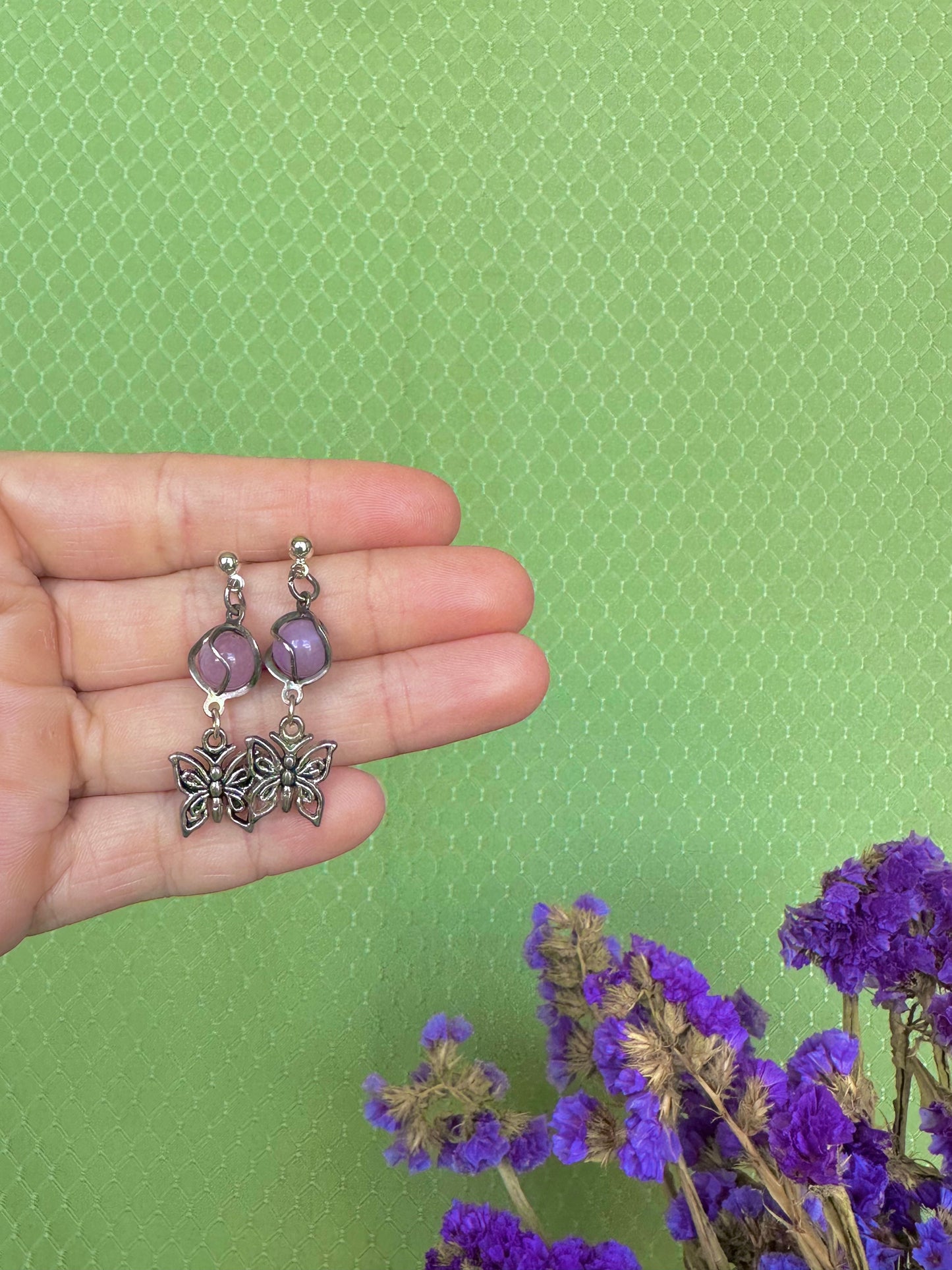 Summer Lover Earrings in Baby Pink