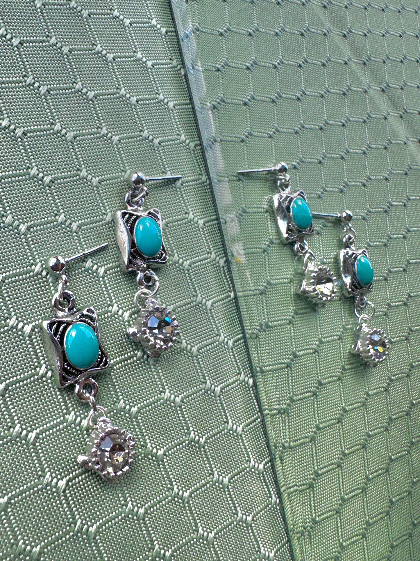 Wintergreen Earrings