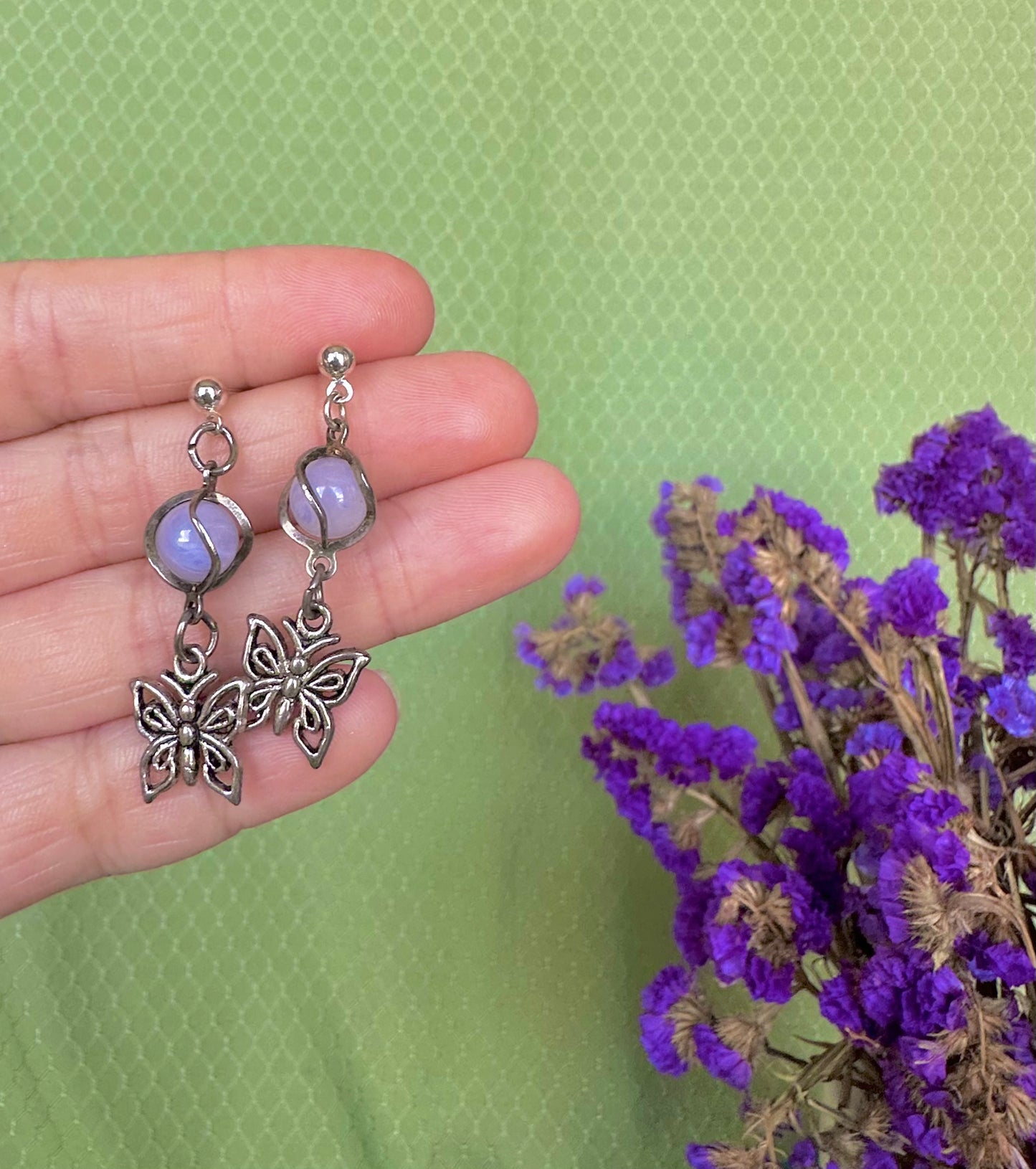 Summer Lover Earrings in Periwinkle